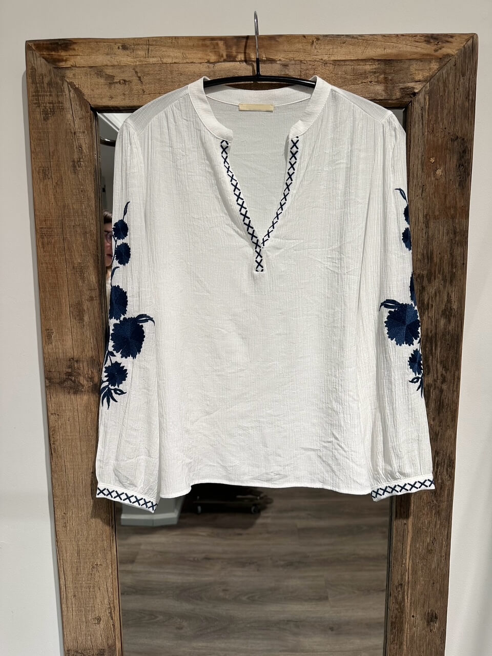 A taste of Fleurie skjortebluse m. broderi - hvid