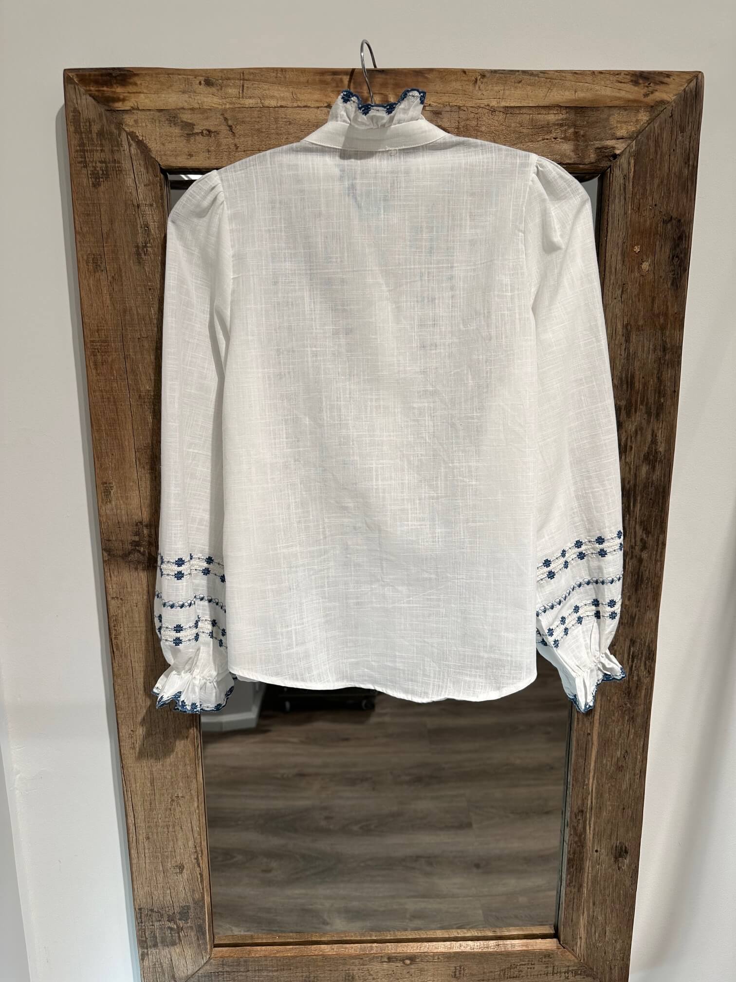 A taste of Fleurie skjorte m. broderi - off-white