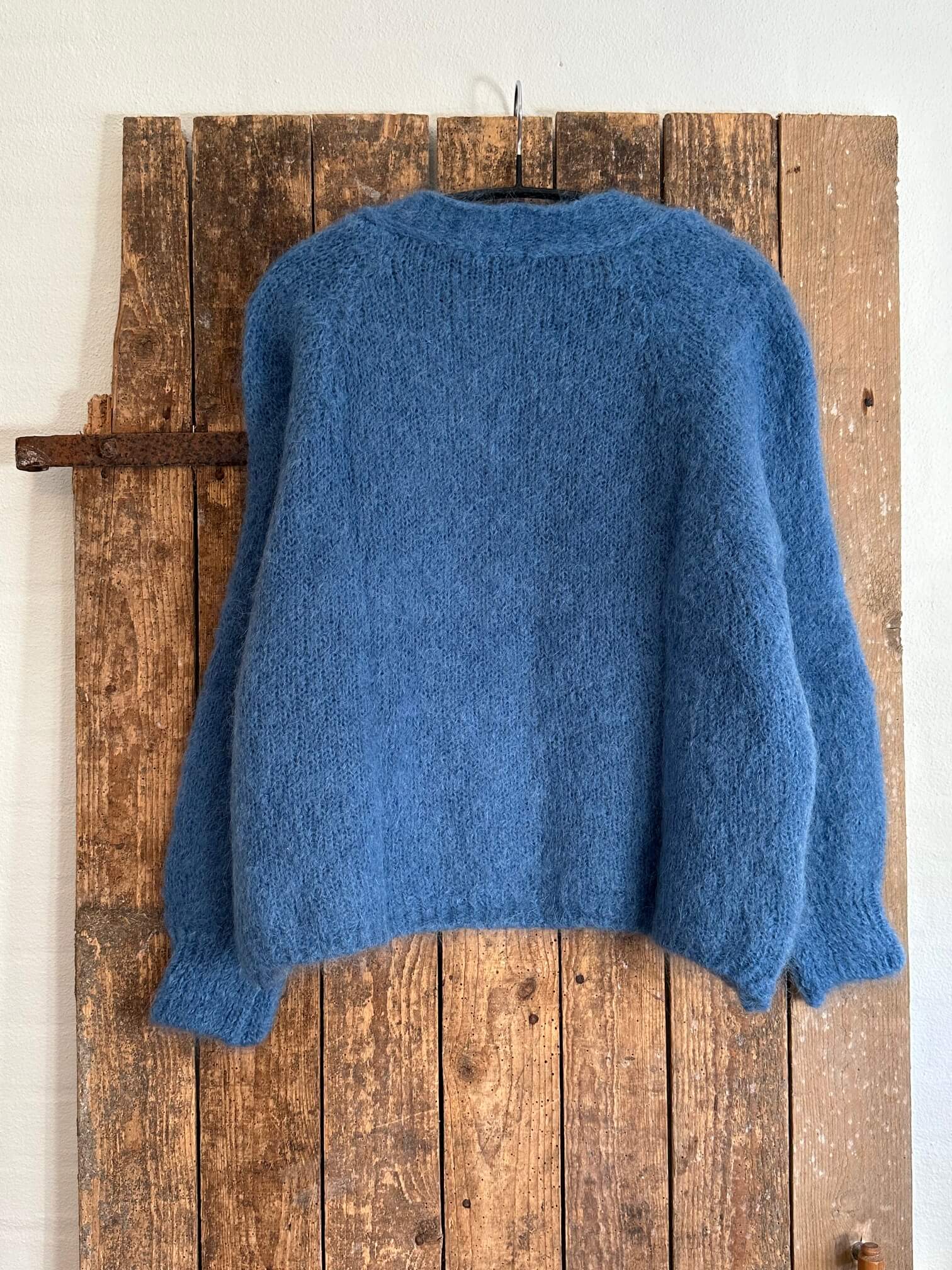 A taste of Fleurie mohair strikcardigan - klar blå