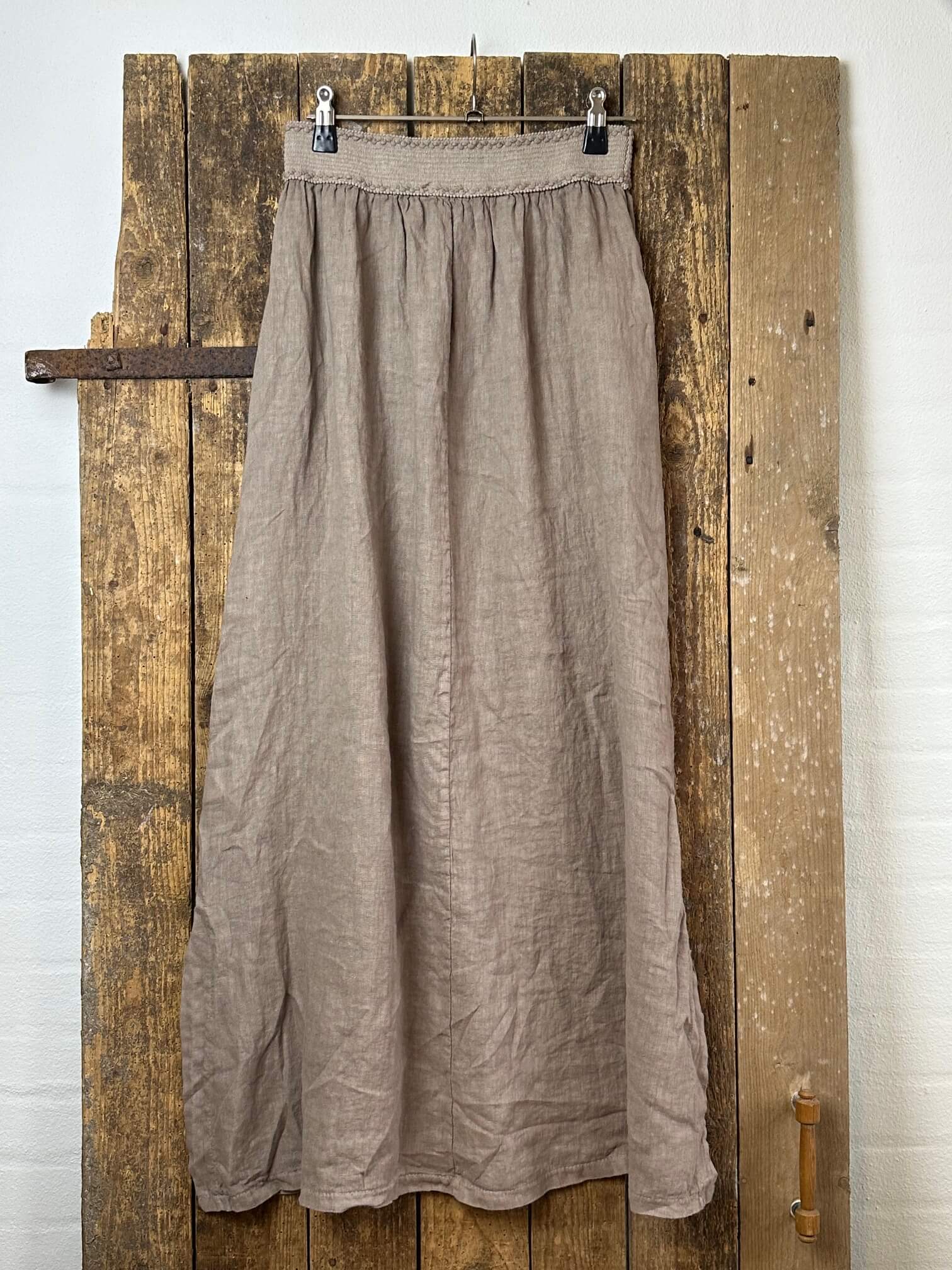 Delux Skagen Lang Hørnederdel - mud