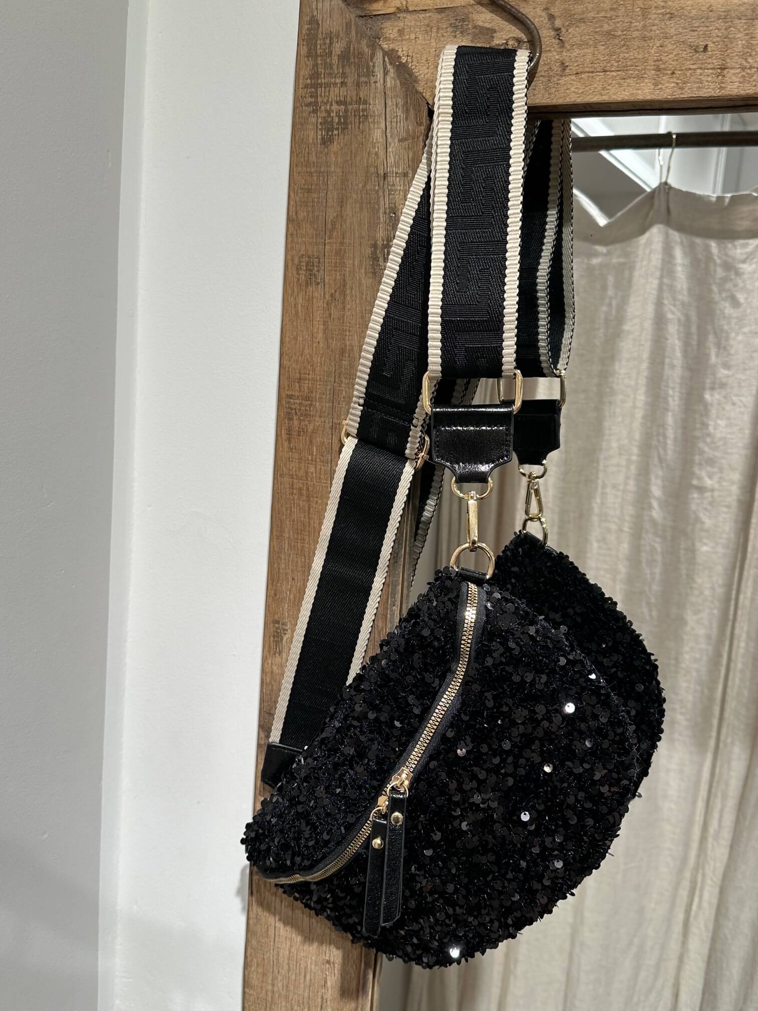 A taste of Fleurie palliet bumbag - sort