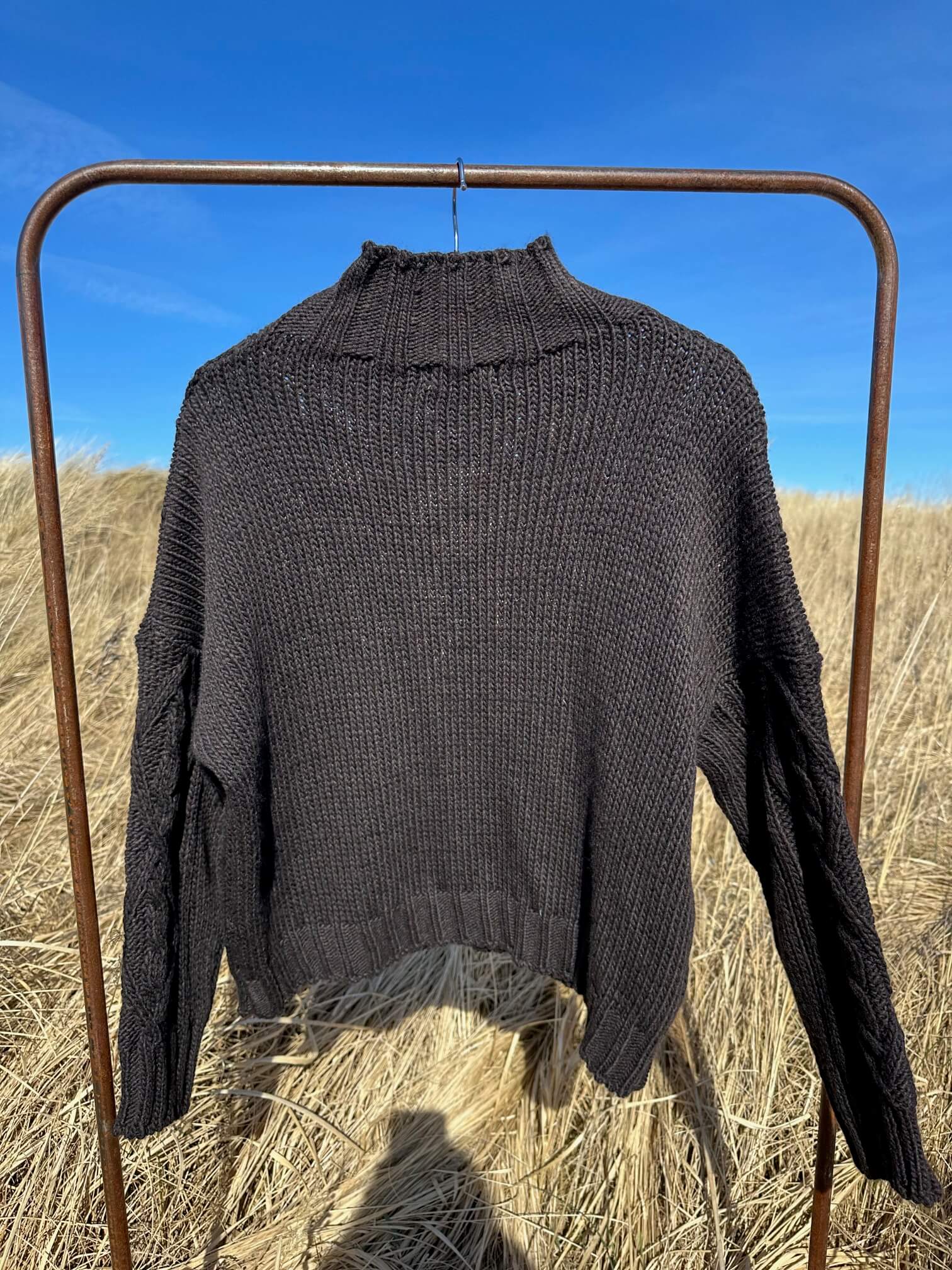 Delux Skagen kabelstrik - mørkebrun