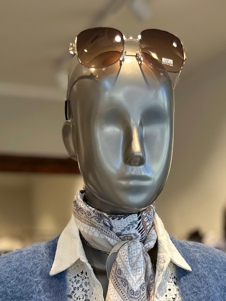 A taste of Fleurie solbrille 1