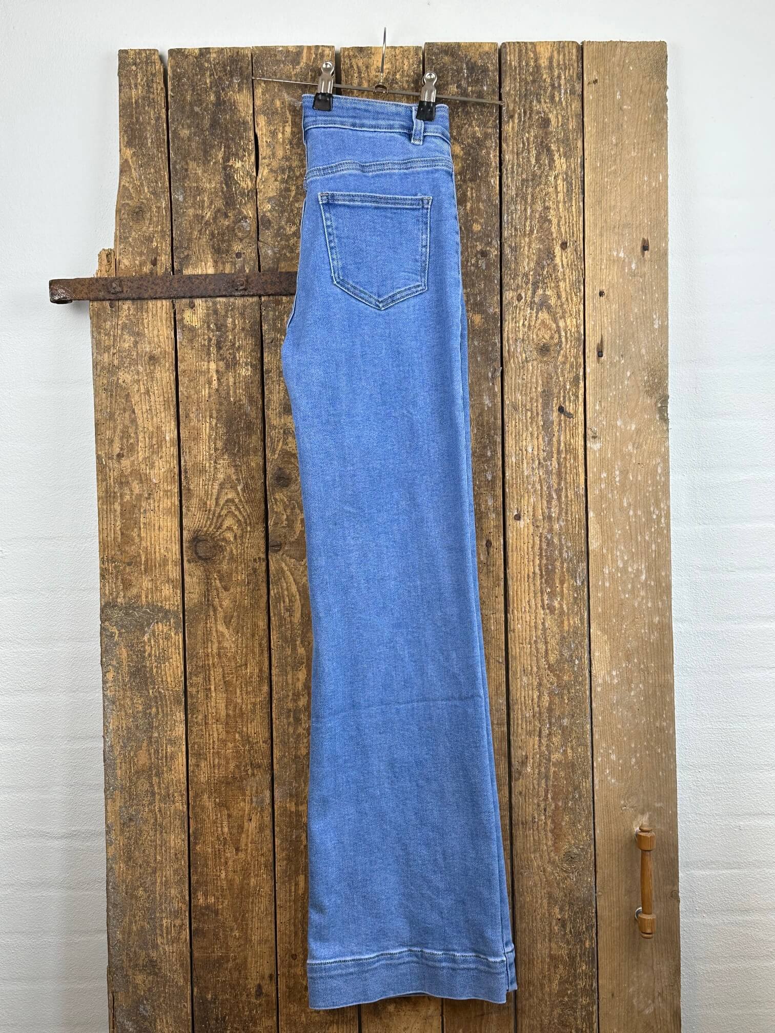 Delux Skagen jeans m. knapper - lys denim