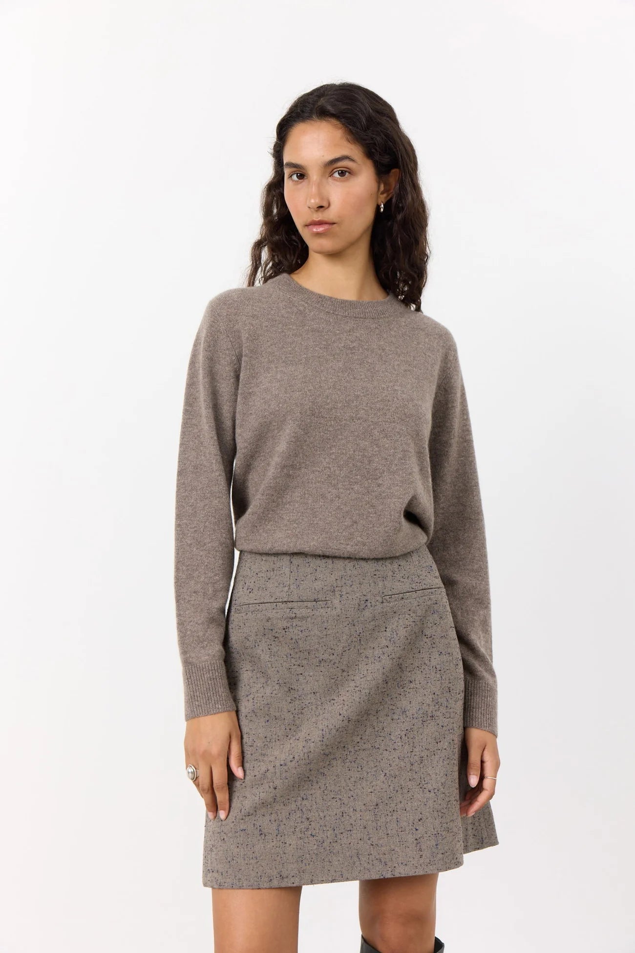 Leveté Room cashmere strik - mørk sand