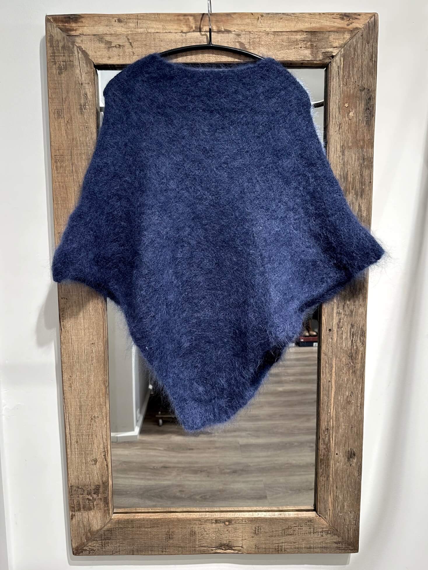 Delux Skagen 80% mohair poncho - navy