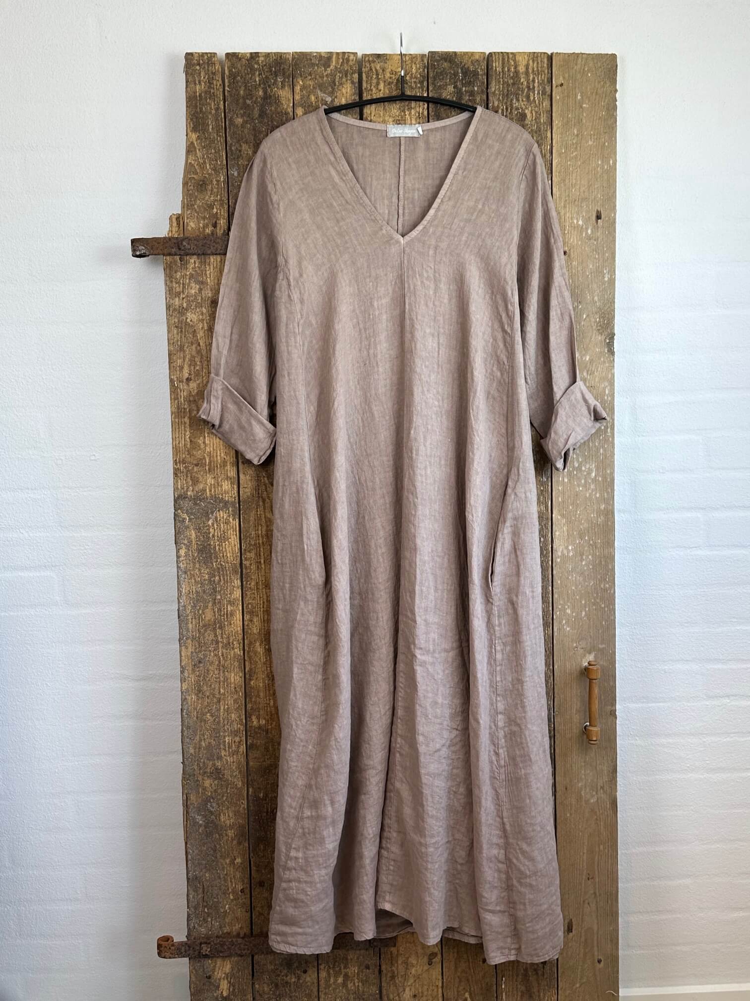 Delux Skagen kaftan hørkjole - mud