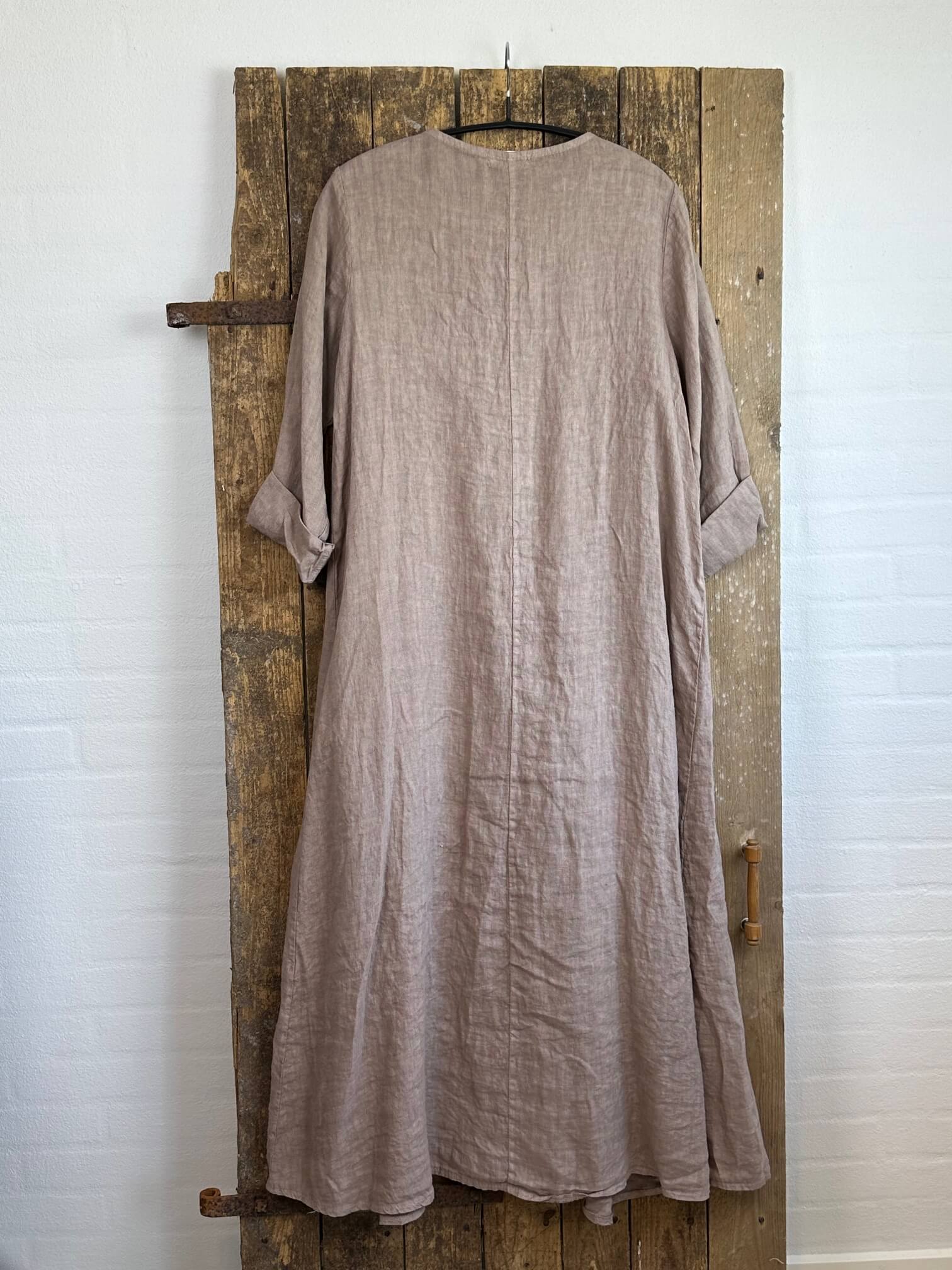 Delux Skagen kaftan hørkjole - mud