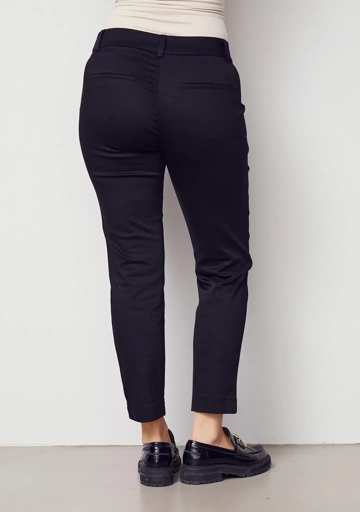Isay chino bukser (ankel)- sort